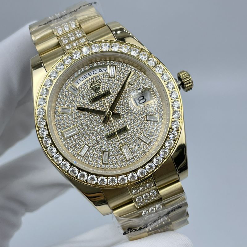 Replica Rolex Watch 3A Quality 2813 Movement 316L Steel Full Diamond 40mm Day Date Watch