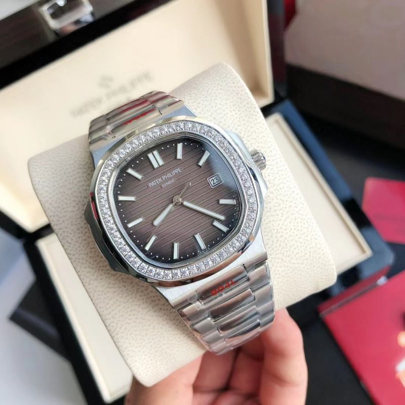 Replica Patek Philippe PP Citizen Movement 5711 AAA+ Quality 41mm Nautilus Watch