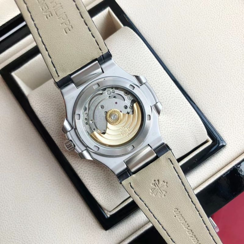 Replica Patek Philippe PP Citizen Movement 5711 AAA+ Quality 41mm Nautilus Watch