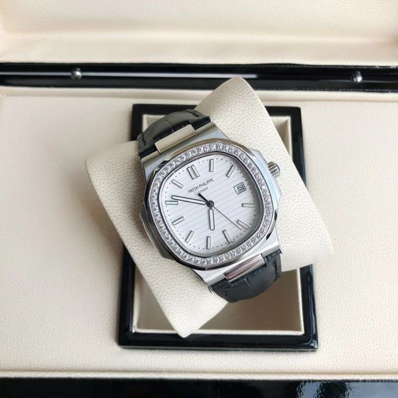Replica Patek Philippe PP Citizen Movement 5711 AAA+ Quality 41mm Nautilus Watch