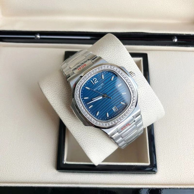 Replica Patek Philippe PP Citizen Movement 7118 AAA+ Quality 35mm Nautilus Lady Watch
