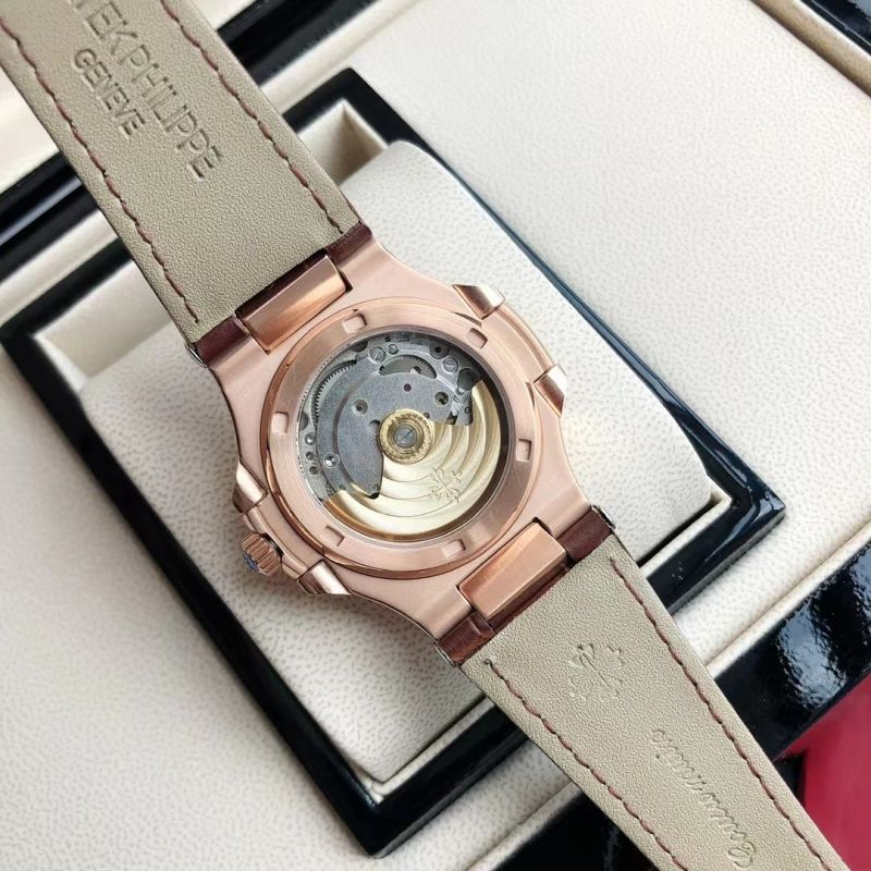 Replica Patek Philippe PP Citizen Movement 7118 AAA+ Quality 35mm Nautilus Lady Watch