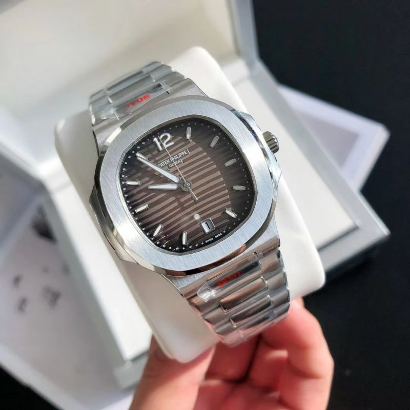 Replica Patek Philippe PP Citizen Movement 7118 AAA+ Quality 35mm Nautilus Lady Watch