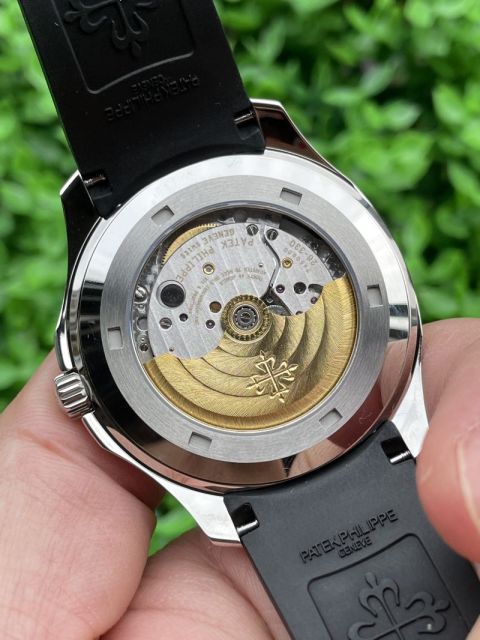 Replica Patek Philippe PP 5A Quality Cal.324 Clone Movement 5167A 40mm AQUANAUT Watch