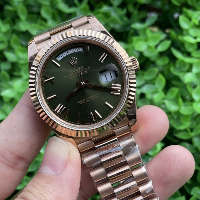 Replica Rolex Watch 5A Quality 3255 Clone Movement 904L Steel 1：1 40mm 228235 Day Date Watch