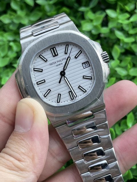 Replica Patek Philippe PP Cal.324 Clone Movement 5711 5A Quality 41mm Nautilus Watch