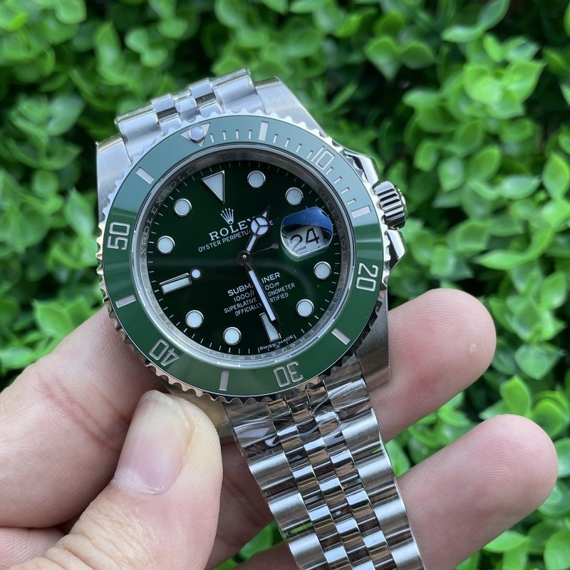 Replica Rolex 5A Quality 3135 Movement 904L Steel 1：1 40mm Noob Factory 116610LV Submariner Watch