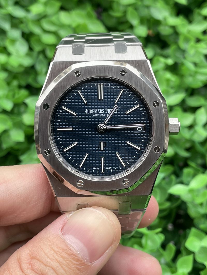 Replica Audemars Piguet 5A Quality AP Watch 2121 Clone Movement 39mm Steel Case 15202ST Royal Oak Offshore