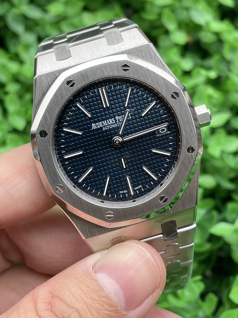 Replica Audemars Piguet 5A Quality AP Watch 2121 Clone Movement 39mm Steel Case 15202ST Royal Oak Offshore