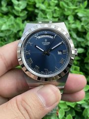 Replica Tudor Watch 5A Quality 2824 Movement Steel Noob Factory 1：1 41mm Royal Series Watch