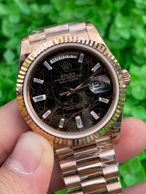 Replica Rolex Watch Clone 3255  Movement 5A Quality VR Factory 40mm Daydate Gold Watch