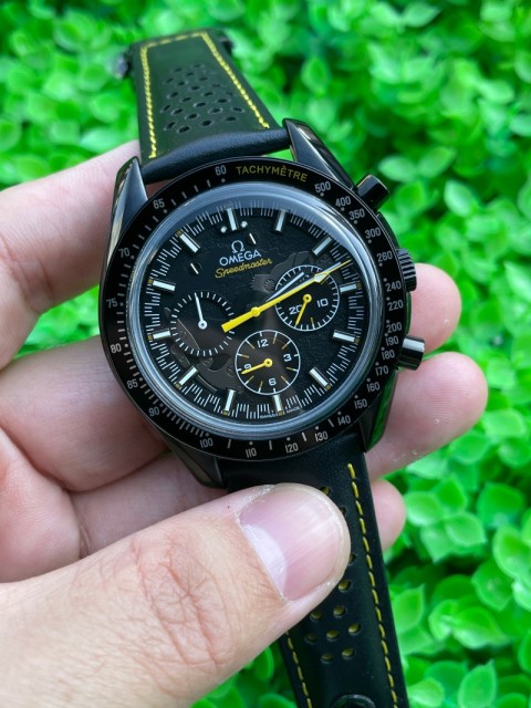 Replica Omega Watch 3A Quality Swiss Quartz Movement 316L Steel 43mm AAA Speedmaster Watch