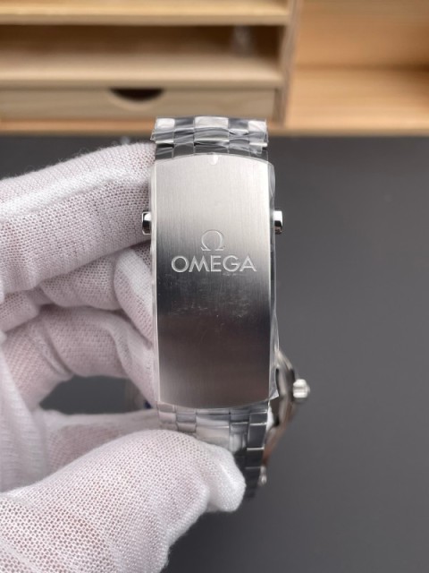 Replica Omega 5A Quality 8800 Movement Stainless Steel 1：1 42mm VS Factory Seamaster 300m Watch