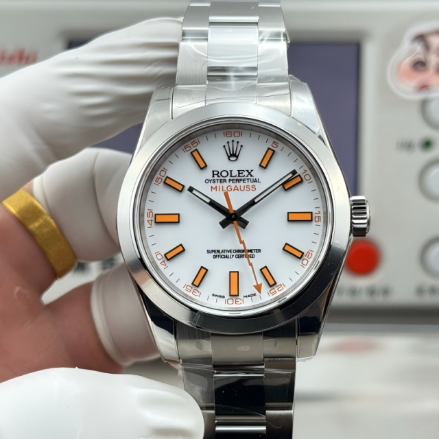 Replica Rolex Watch 5A Quality 3131 Clone Movement 904L Steel 40mm VS Factory 116400GV Milgauss Watch