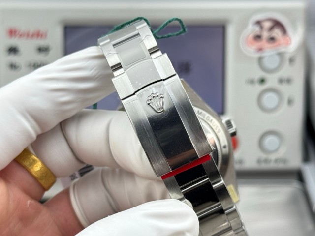 Replica Rolex Watch 5A Quality 3131 Clone Movement 904L Steel 40mm VS Factory 116400GV Milgauss Watch