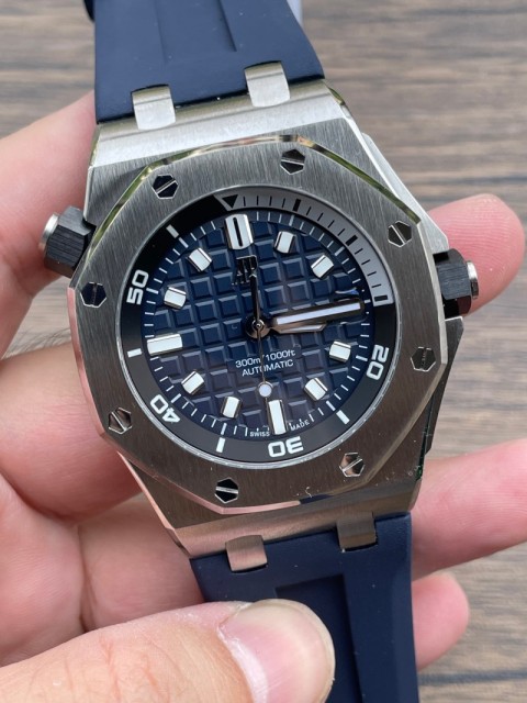 Replica Audemars Piguet AP Watch 5A Quality 15702 Clone Movement 41mm 1:1 Royal Mail Man Watch