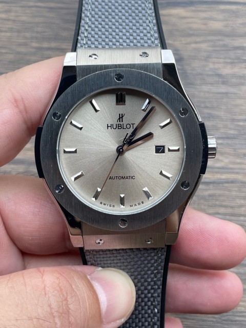 Replica Hublot Watch 3A Quality 2813 Movement 42mm  Classic Fusion Watch