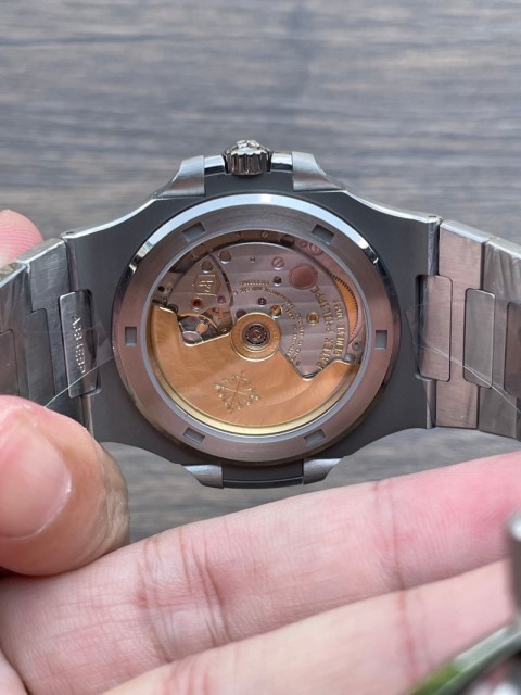 Replica Patek Philippe Cal.324 Movement 5711 Diamond 5A Quality DDF Factory 40mm Watch
