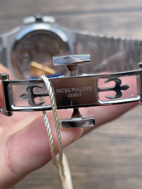 Replica Patek Philippe Cal.324 Clone Movement 5711 5A Quality PPF Factory 40mm Watch