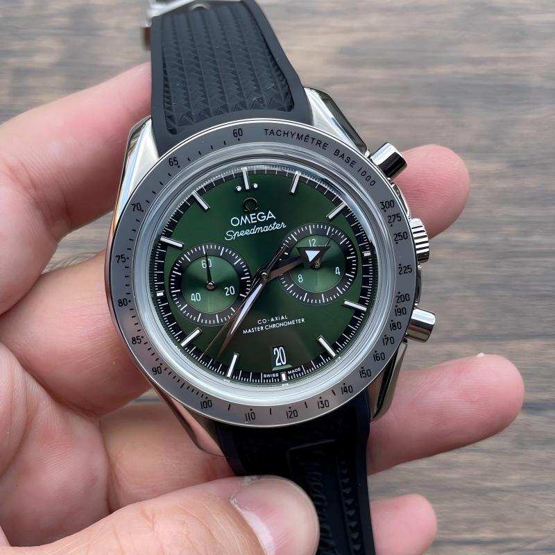 Replica Omega 3A Quality Chrono Function Quartz Movement Steel Steel 1：1 42mm Speedmaster  Watch