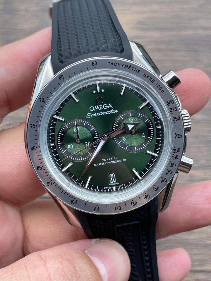 Replica Omega 3A Quality Chrono Function Quartz Movement Steel Steel 1：1 42mm Speedmaster  Watch