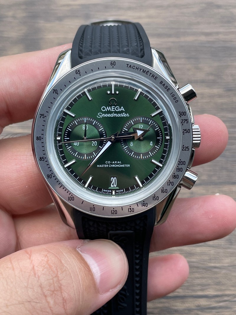 Replica Omega 3A Quality Chrono Function Quartz Movement Steel Steel 1：1 42mm Speedmaster  Watch