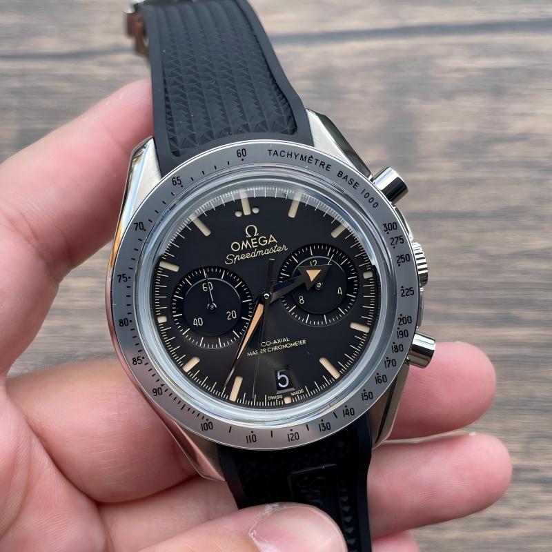 Replica Omega 3A Quality Chrono Function Quartz Movement Steel Steel 1：1 42mm Speedmaster  Watch