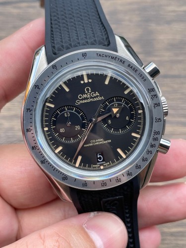 Replica Omega 3A Quality Chrono Function Quartz Movement Steel Steel 1：1 42mm Speedmaster  Watch