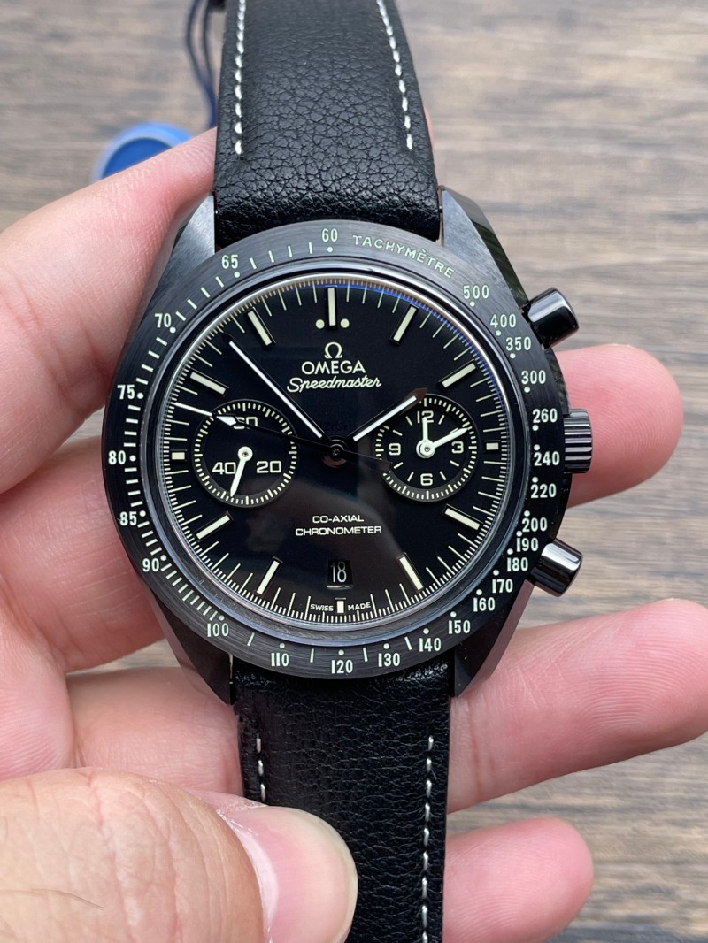 Replica Omega 5A Quality 9300 Movement Ceramic Case 1：1 43mm Copy Speedmaster Watch