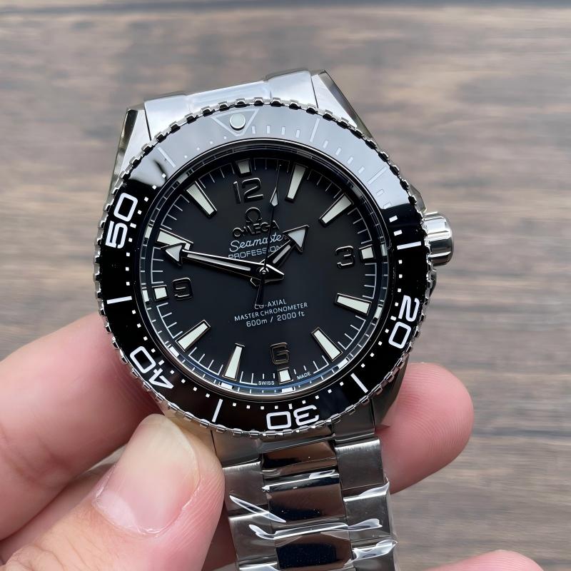 Replica Omega 3A Quality 2813 Movement Titanium Steel 1：1 42mm Seamaster 600m Man Watch