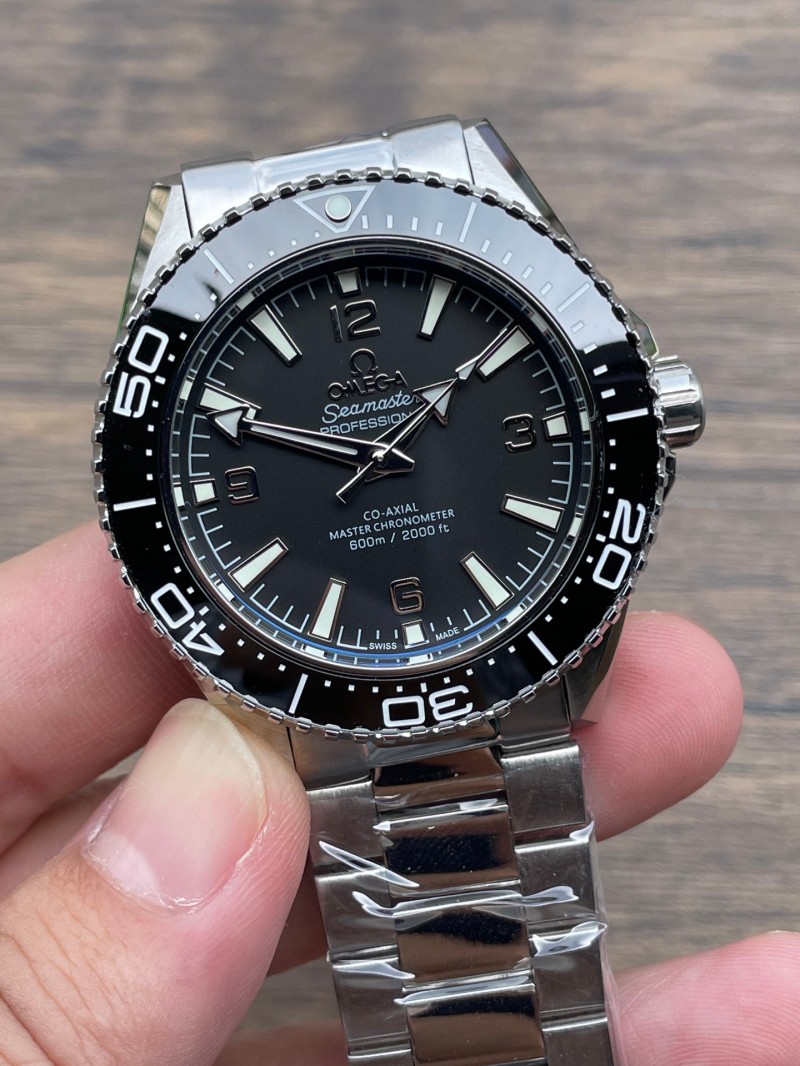 Replica Omega 3A Quality 2813 Movement Titanium Steel 1：1 42mm Seamaster 600m Man Watch