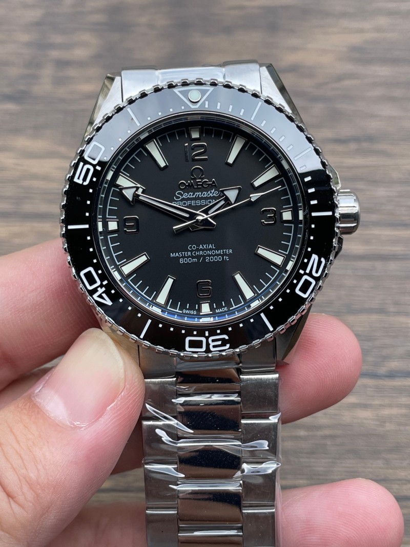 Replica Omega 3A Quality 2813 Movement Titanium Steel 1：1 42mm Seamaster 600m Man Watch