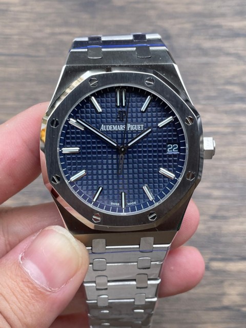 Replica Audemars Piguet AP 5A Quality Watch 2813 Movement 41mm 15500 Royal Oak Offshore