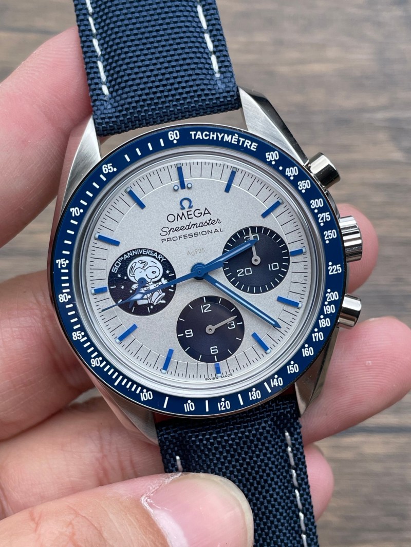 Replica Omega 5A Snoopy Rocket Move Quality Clone Movement 1：1 43mm Super Copy Speedmaster Watch