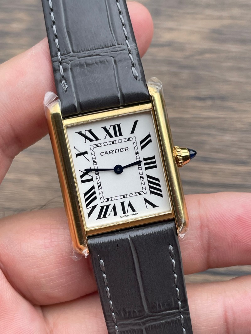 Replica Cartier Watch 5A Super Clone Quality Best 1：1 Swiss Quartz Movement 35*26 mm Tank Watch