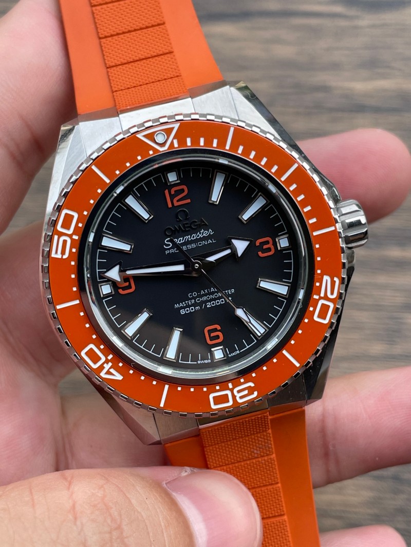Replica Omega 5A Quality 2824 Super Clone Movement Steel Steel 1：1 42mm VS Factory Seamaster 600m Luxury Watch