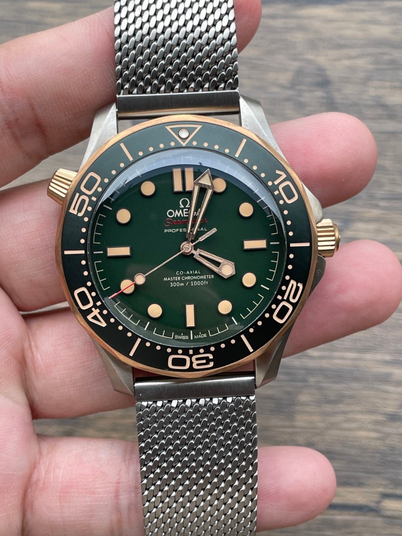 Replica Omega Super Clone 5A Quality 8806 Clone Movement 1：1 42mm VS Factory Seamaster Luxury Watch