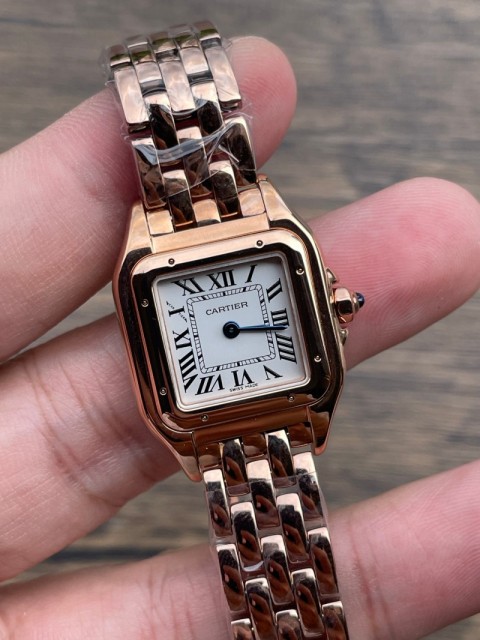 Replica Cartier Watch 5A Quality Swiss Quartz Movement 22mm PANTHERE DE CARTIER Watch