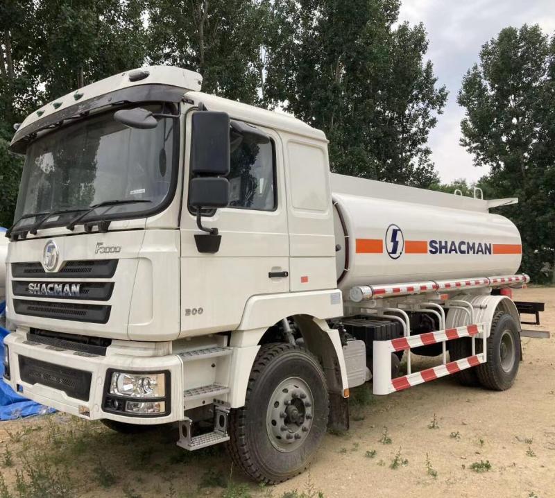 SHACMAN F3000 4X2 FUEL TANK TRUCK 5000L