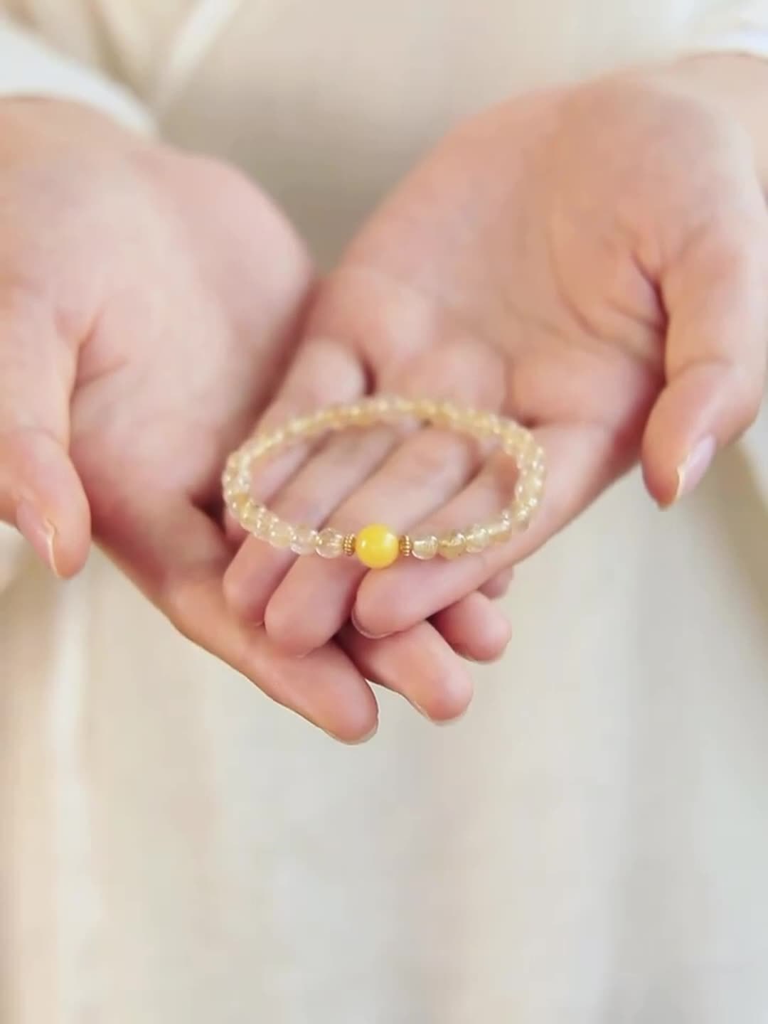 Golden Rutilated Quartz Bracelet Natural Stone Yellow Crystal Fortune Bracelet for Girls Beeswax Transfer Beads Golden Autumn Gift
