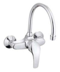 440072 single handle faucet