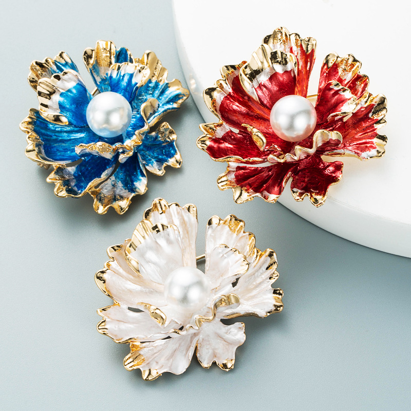 Wholesale Jewelry Retro Alloy Pearl Flower Brooch