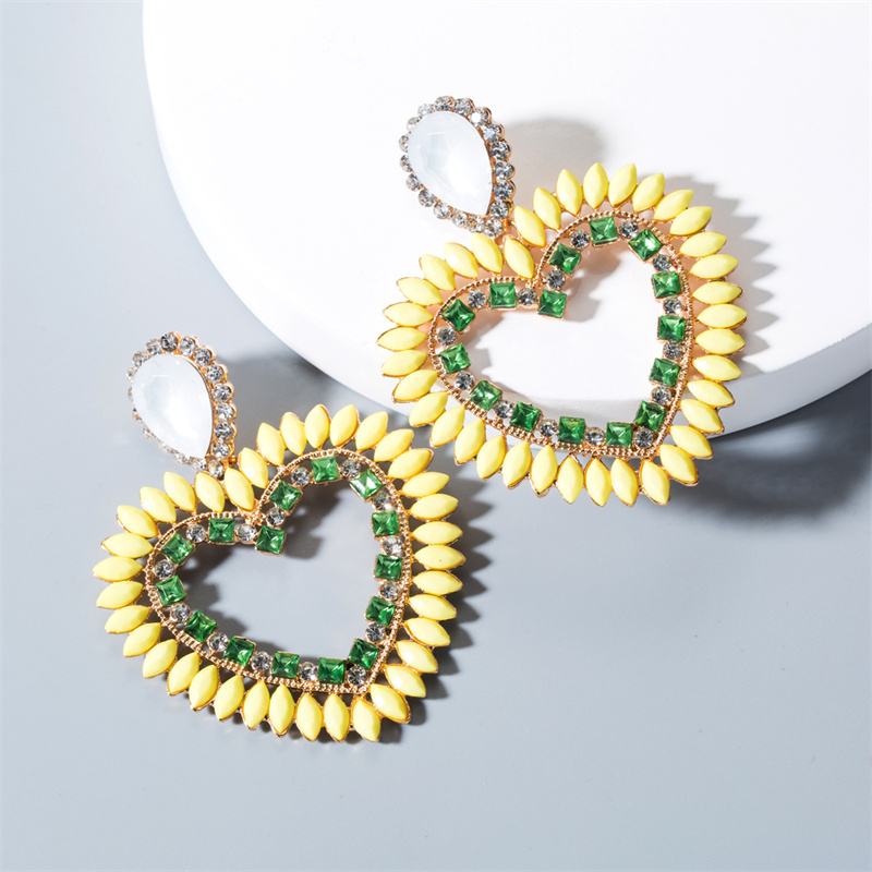 Wholesale Jewelry Bohemian Fashion Rhinestone Heart Shape Drop Earrings