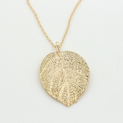 Wholesale Jewelry Popular Golden Leaf Chain Necklace