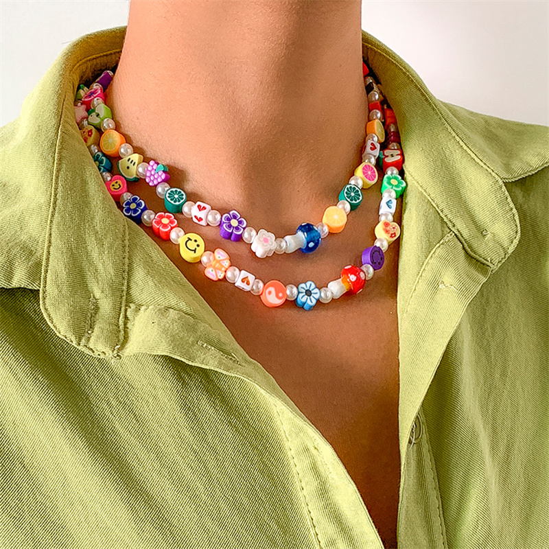 Retro Mixed Color Imitation Pearl Flower Necklace Manufacturer