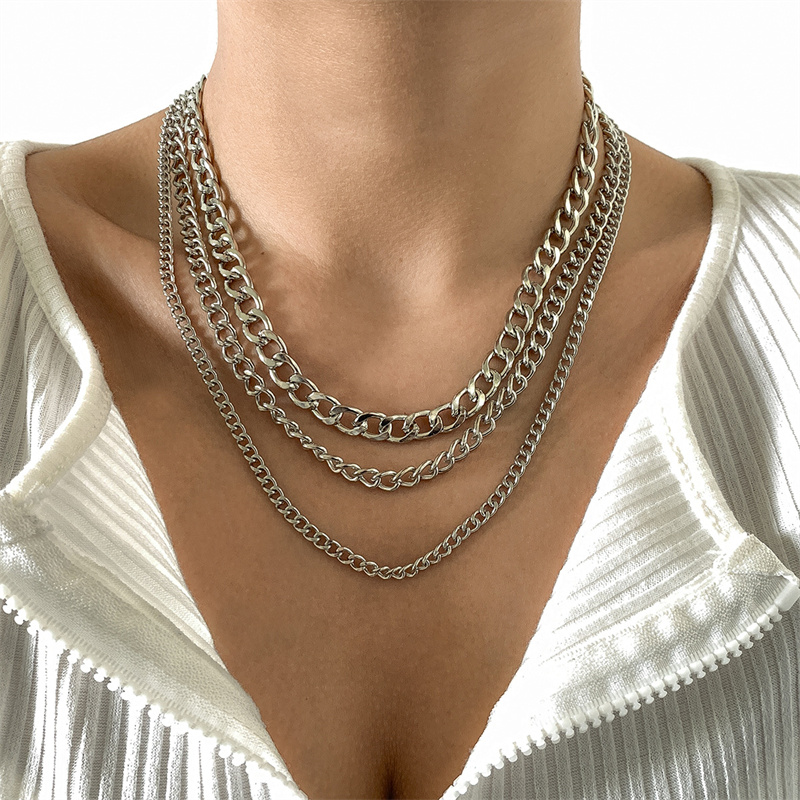 Hollow Metal Clavicle Chain Necklace Stacking Set Manufacturer