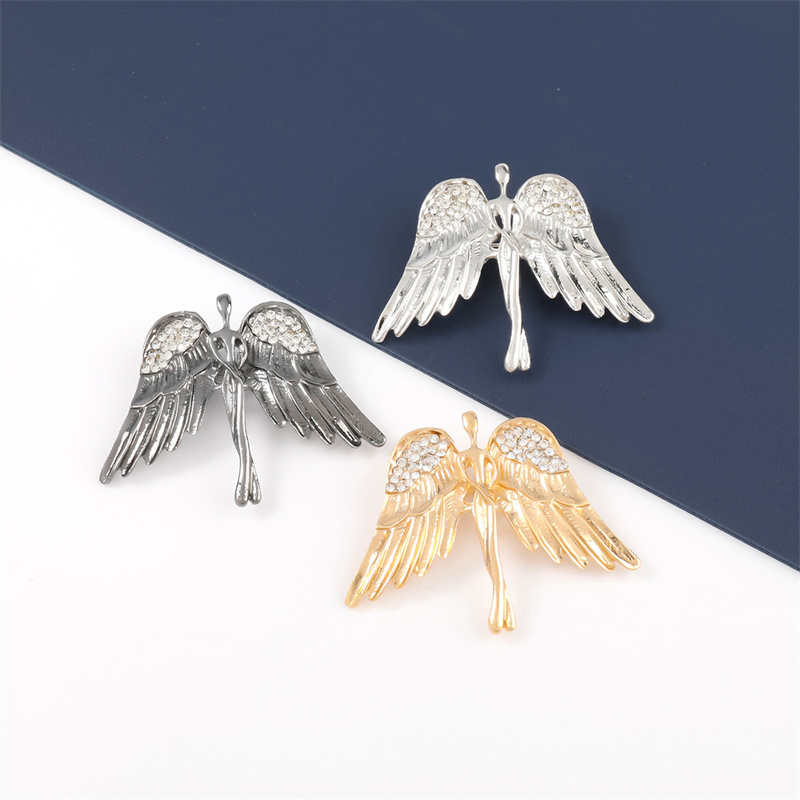 Wholesale Alloy Diamond Angel Brooch Retro Popular