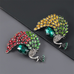 Wholesale Exquisite Alloy Dripping Oil Diamond Super Fairy Peacock Brooch