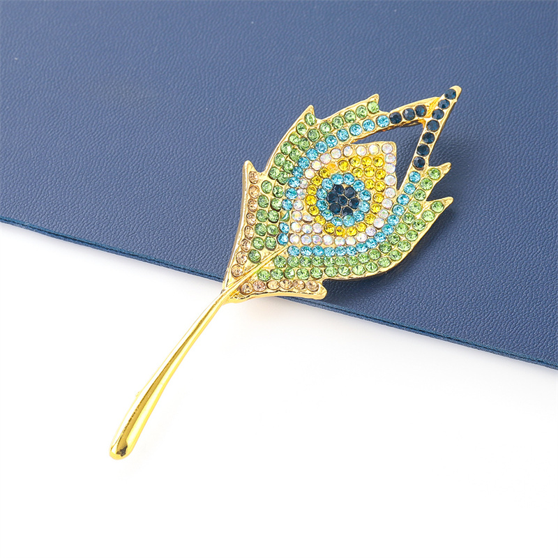 Wholesale Dinner Alloy Diamond Flower Eye Brooch Fashion Fashion Clothing