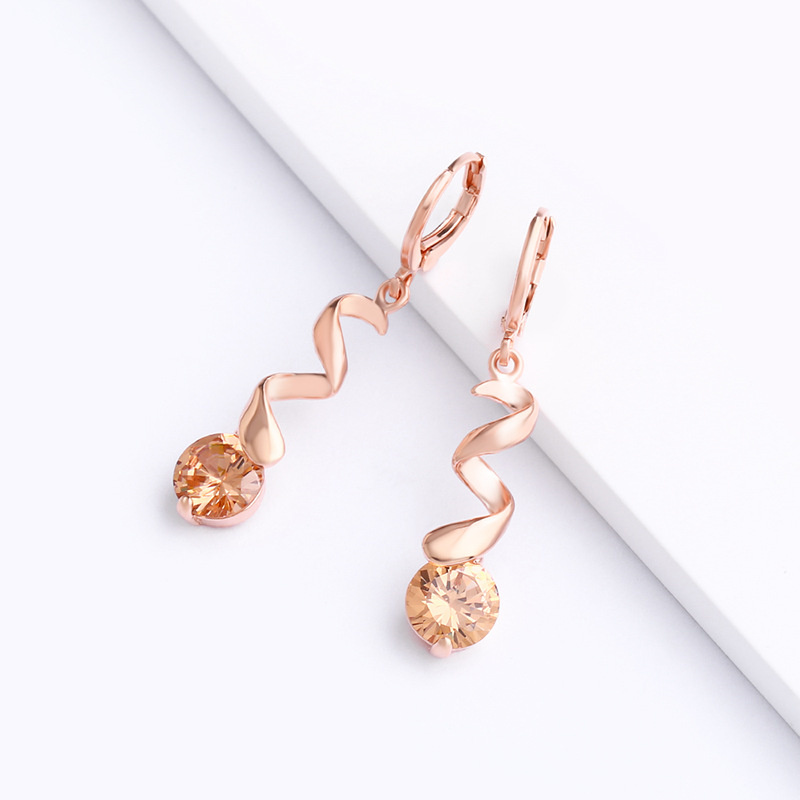 Wholesale Selling Jewelry Creative Geometric Spiral Korean Diamond Earrings